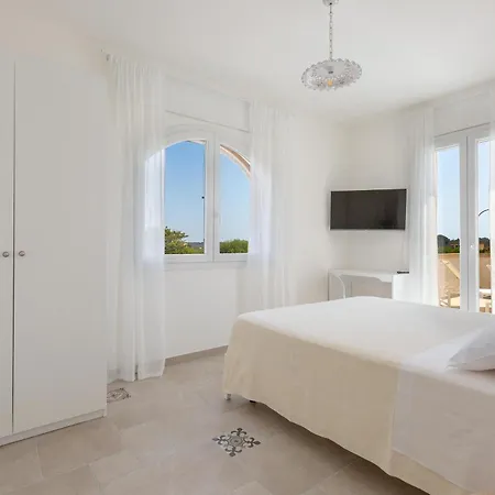 Li Peticurti Bed & Breakfast Cerfignano